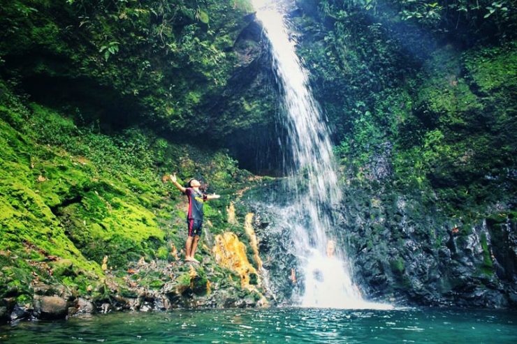 https://indonesia.tripcanvas.co/id/wp-content/uploads/sites/2/2018/04/14-3-waterfall-by-asoulz_sholihin.jpg